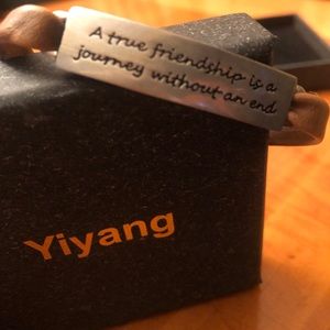 Yiyang bracelet